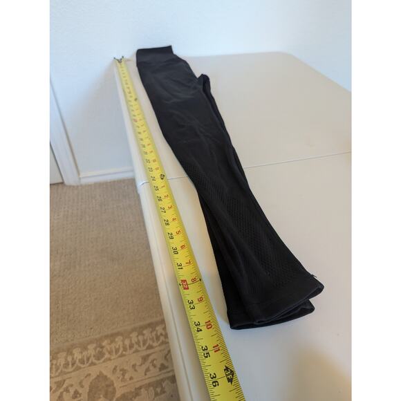 Athleta Mudra 7/8 Tight Black Mesh Panel Leggings Women Size XS Yoga Workout - Picture 8 of 11